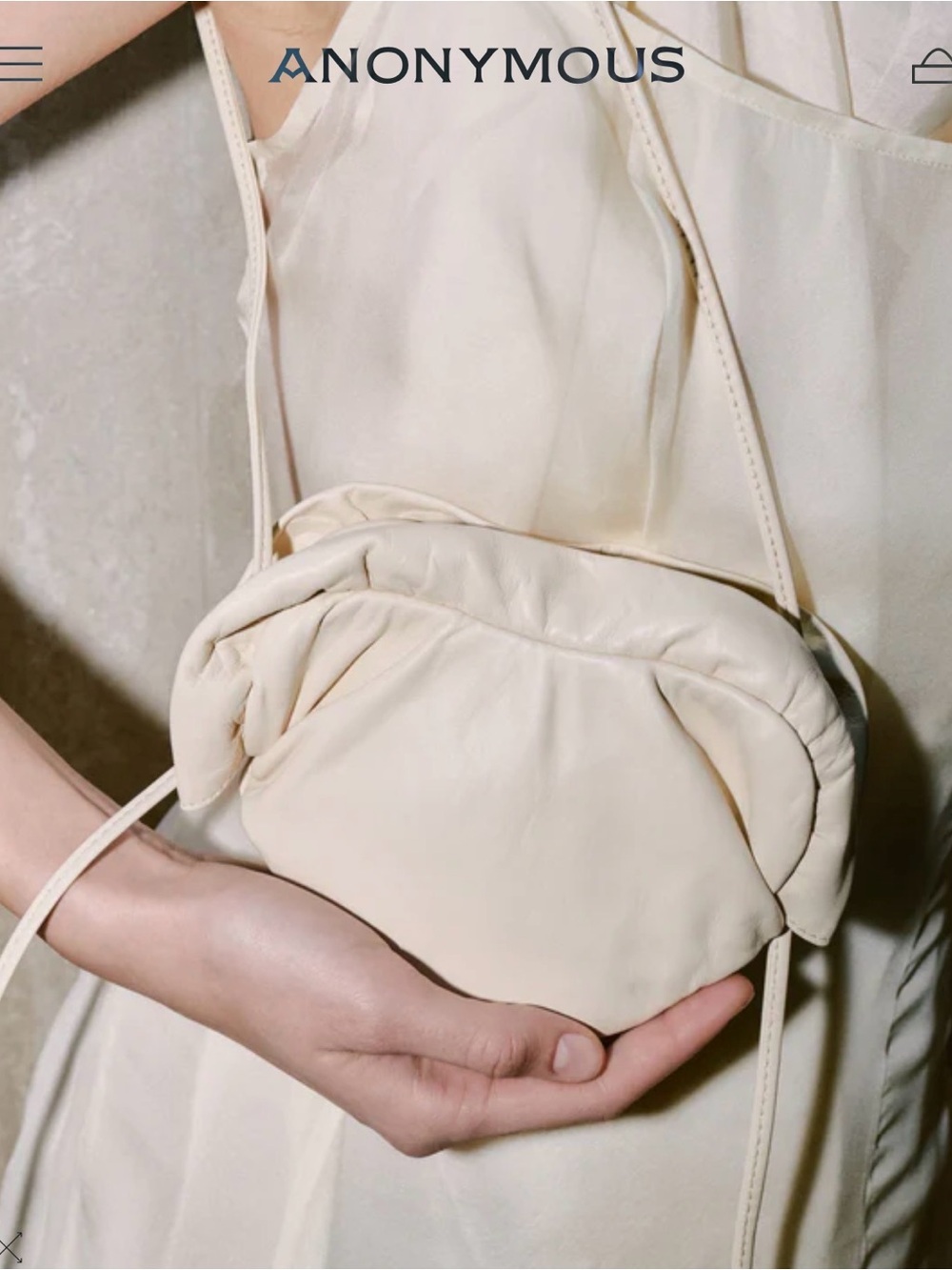 Anonymous Copenhagen Zally Petite heart bag